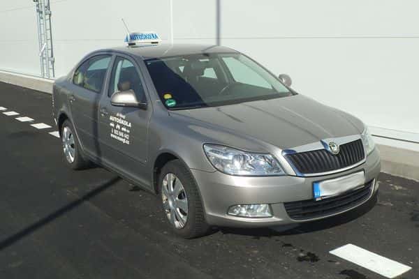 Автошкола Mangl - Driving School