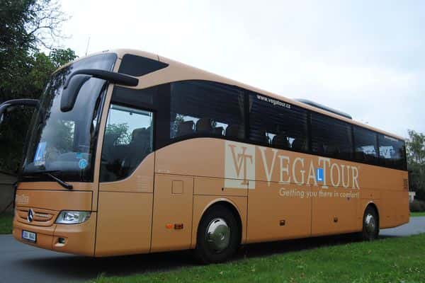 Автошкола та акредитований навчальний центр Vega Tour - Автошкола