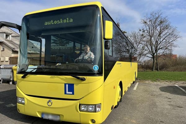 Автошкола Olomouc - Tomáš Novotný - Автошкола