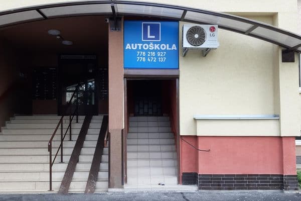 Автошкола OVA
