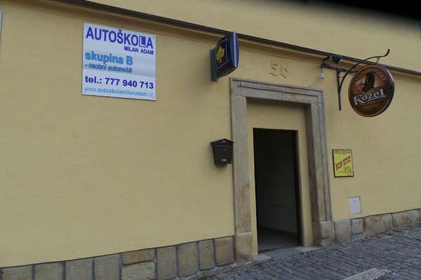 Автошкола Milan Adam