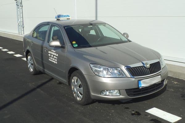 Автошкола Mangl