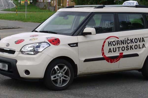 HORNÍČKOVA AUTOŠKOLA - Autoškola